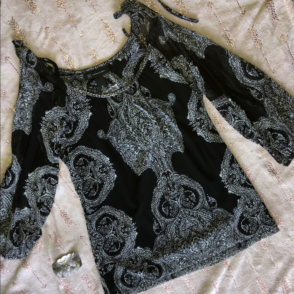 NWT - INC Cold Shoulder Peasant Top - M